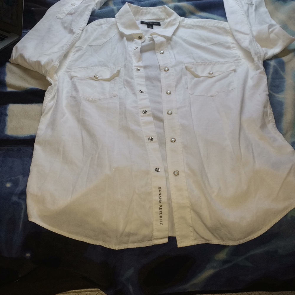 Banana Republic Dress Shirt//Adult Medium